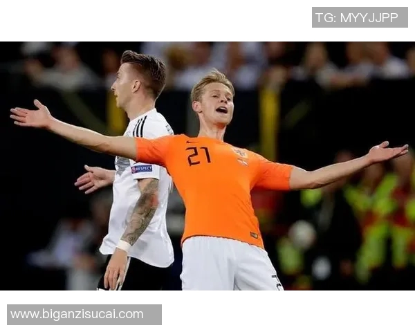 荷兰足球甲级联赛历史与发展趋势分析：从辉煌到挑战的演变之路